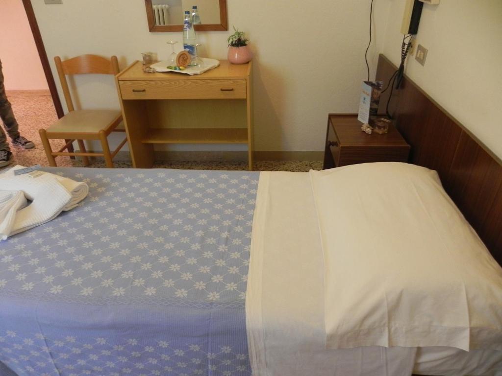 Stella Maris Otel Cervia Oda fotoğraf